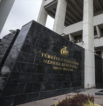 Türkiye Cumhuriyet Merkez Bankası (TCMB) kredilerin doğru alana yönlendirilmesini ve amacı dışında kullanımını durdurmayı amaçlayan bir talimat yayınladı. Bankalara gönderilen menkul kıymet tesisine ilişkin uygulama talimatında ihracatçı tanımı ve ihracat kredilerinin nitelikleri netleştirildi